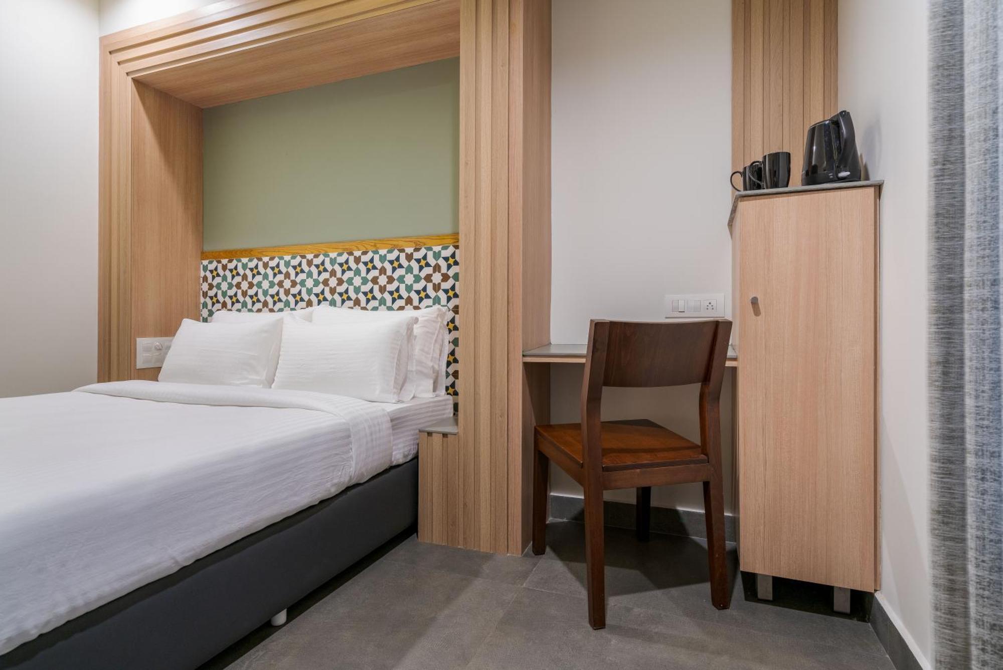 Aryaas Regent Hotel Kochi Luaran gambar